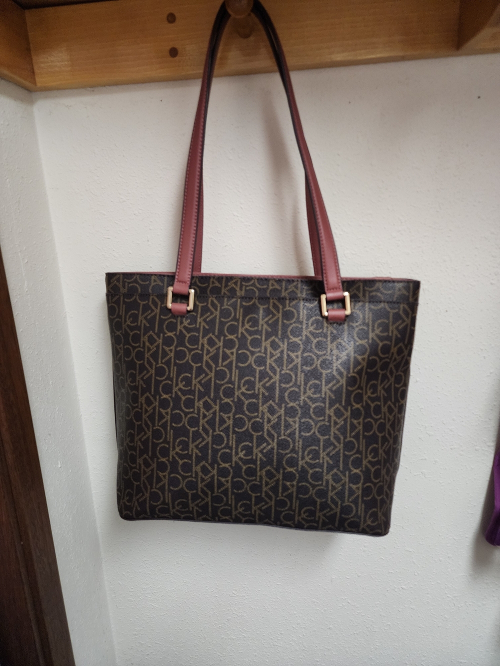 Calvin Klein Purse with Rose Leather Straps 14x11 - Picture 2 of 9